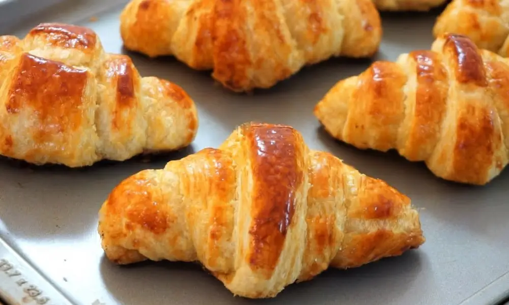 How to Reheat a Croissant?