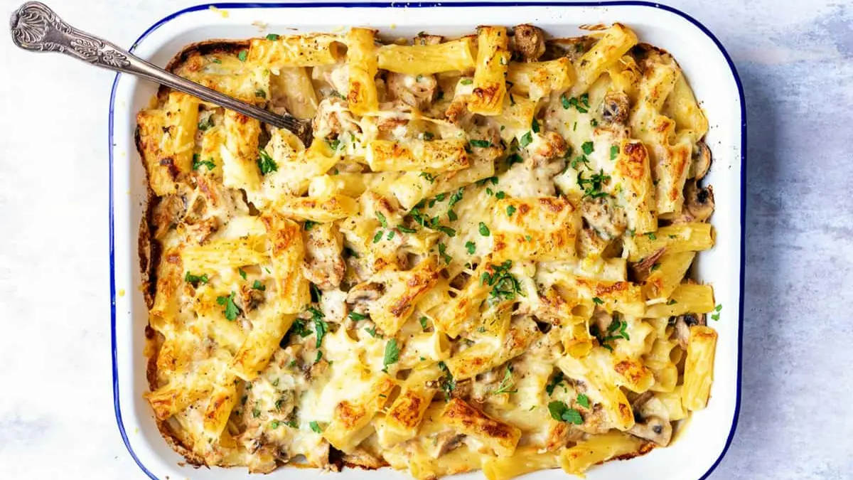 How long will Tuna Pasta Bake Last in the Fridge?