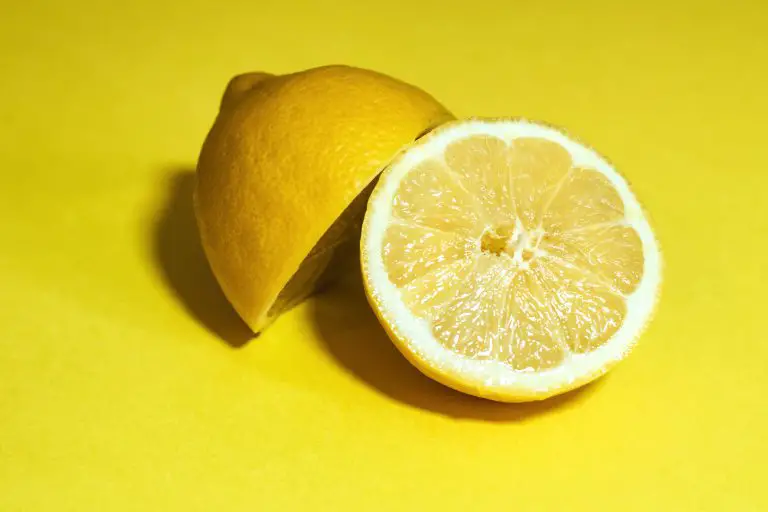 How Long Do Lemons Last in the Fridge (2)