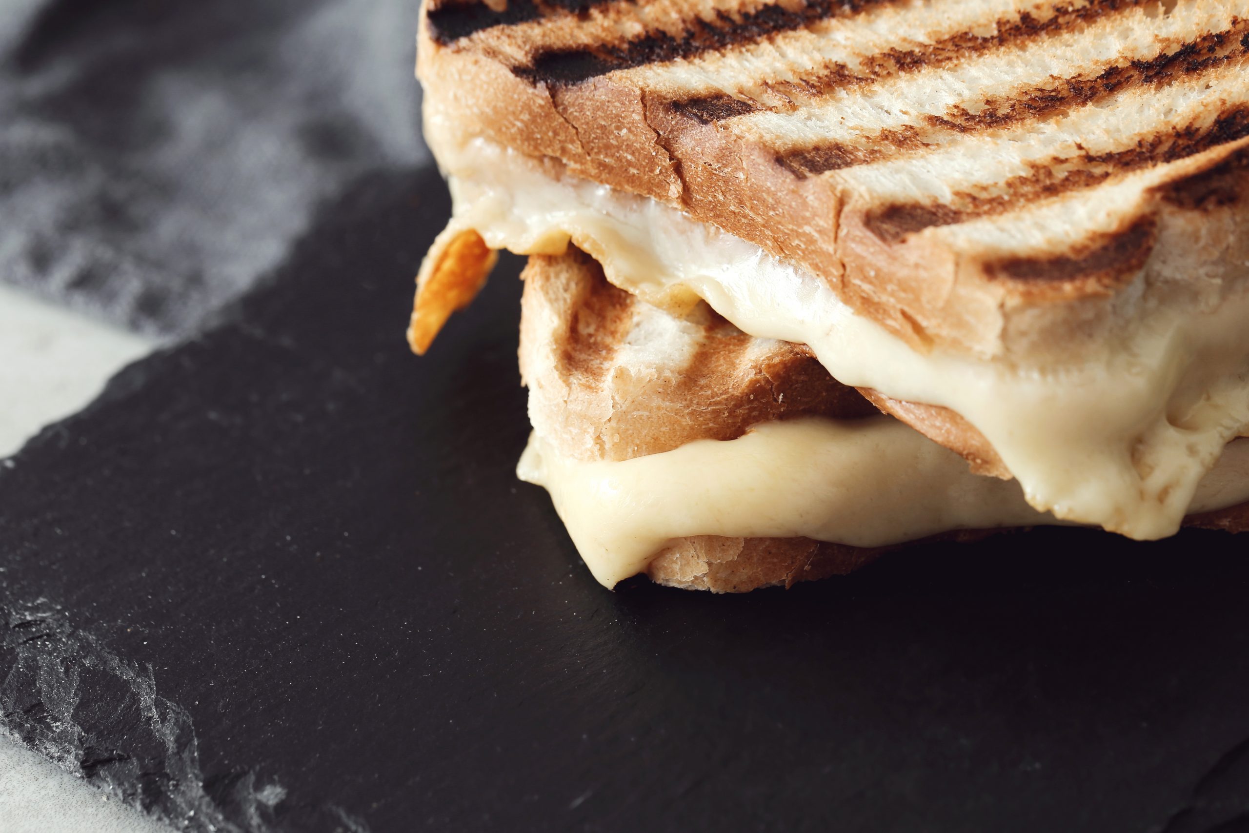 How to Reheat Grilled Cheese 