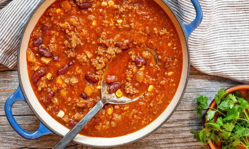 How Long to Reheat Chili in Microwave?