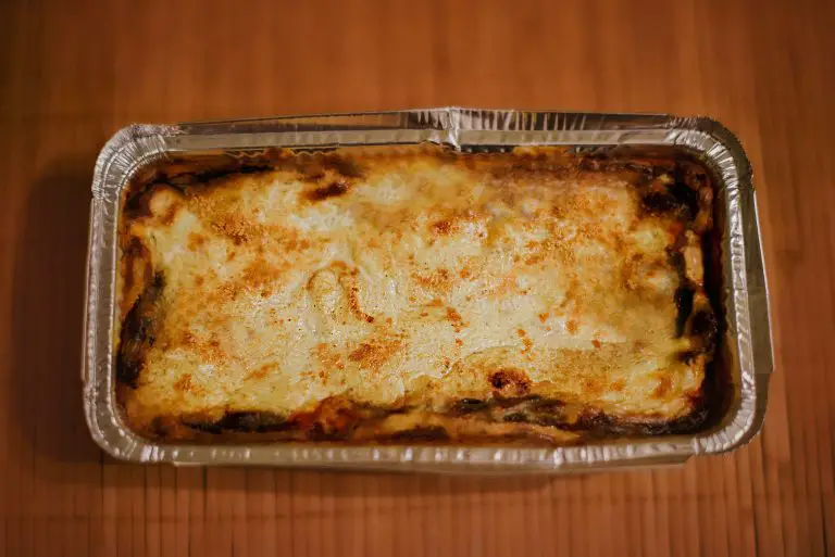 How to Freeze Lasagna in Aluminum Pans (2)
